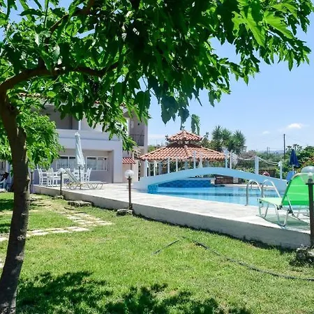 Hotel Dias Kavros